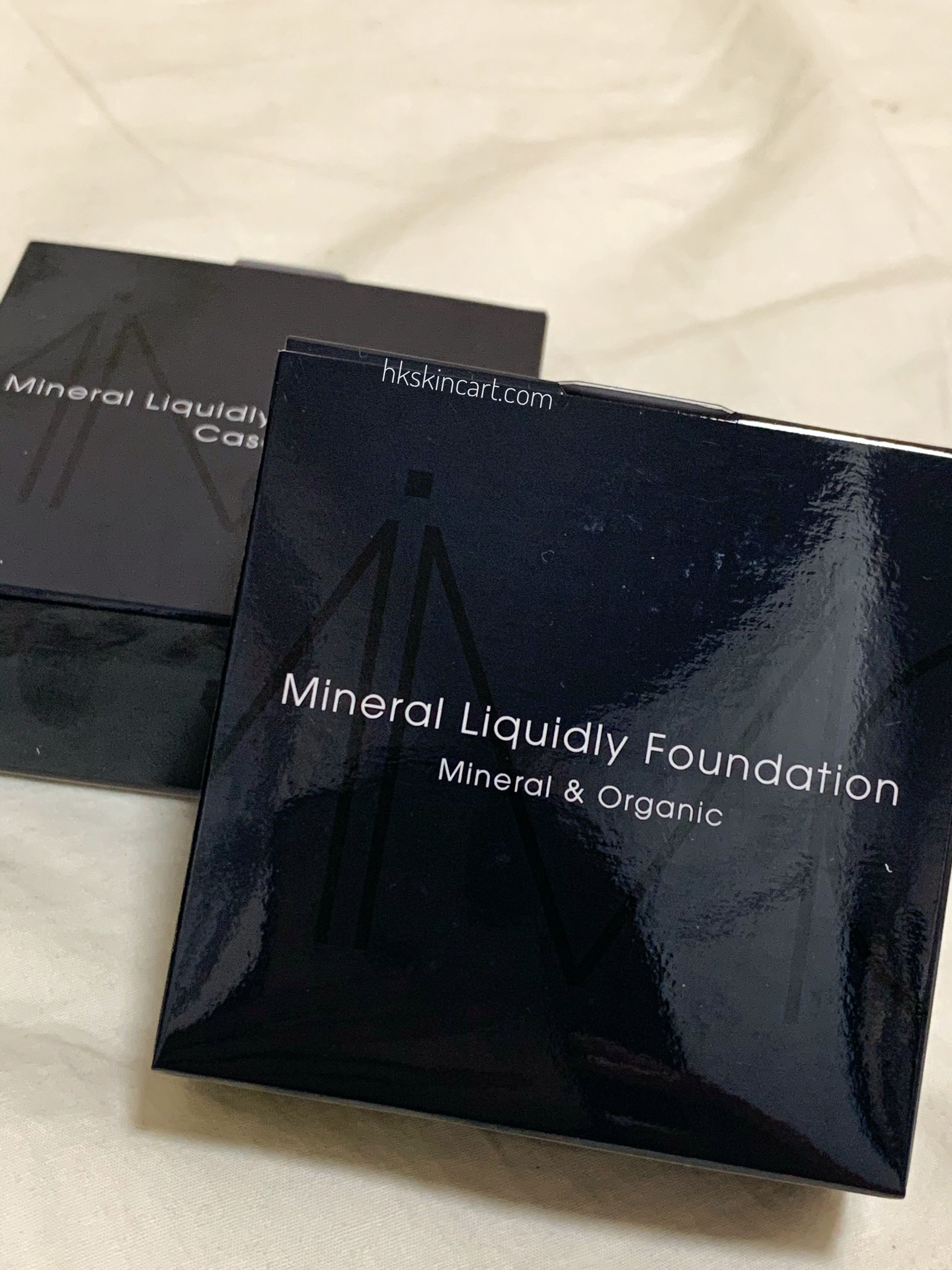 MiMC 礦物質粉底液 Mineral Liquidly Foundation SPF22 PA++ 一套兩件