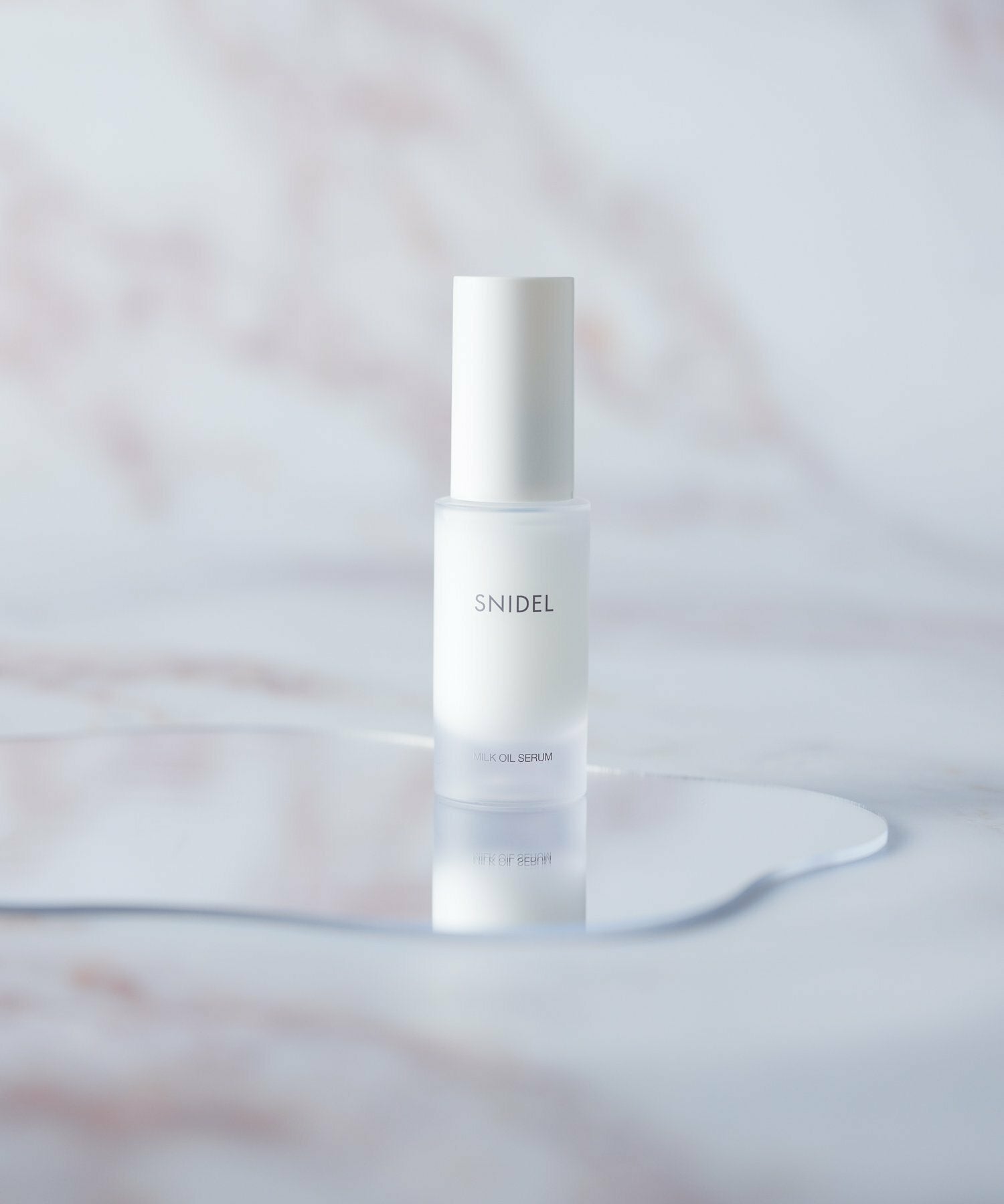Snidel Beauty 光滑精華液 30mL Milk Oil Serum