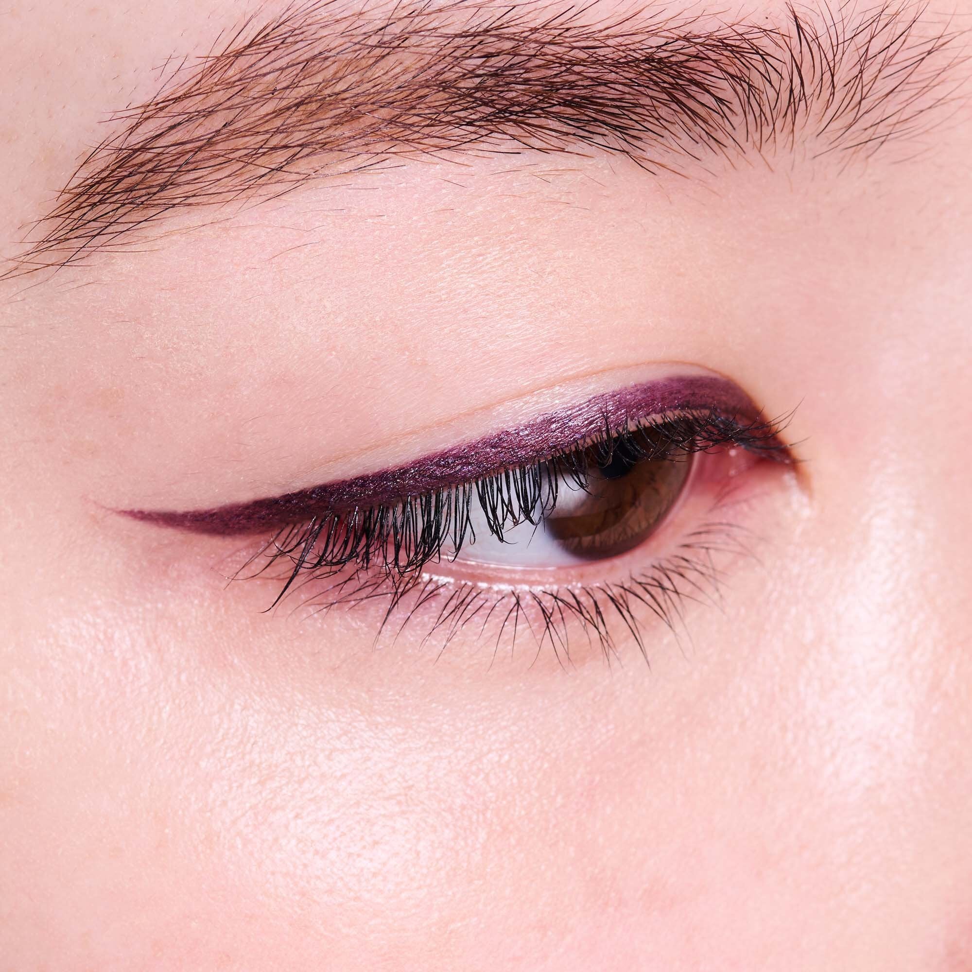 THREE 液體眼線筆 Fun To Funky Liquid Eyeliner